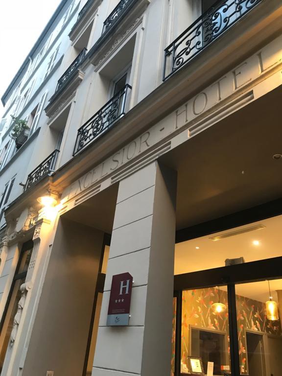 Excelsior Batignolles Hotel Paris Bagian luar foto